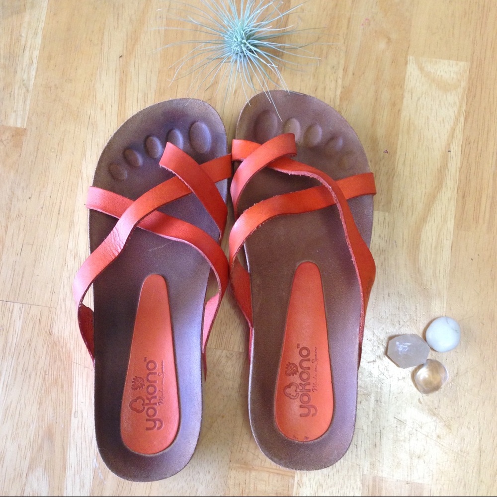 Orange Yokono leather sandals